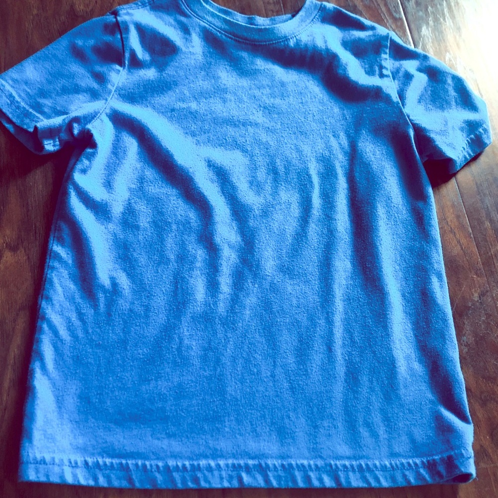💙4 for $15💙 boys blue T-shirt